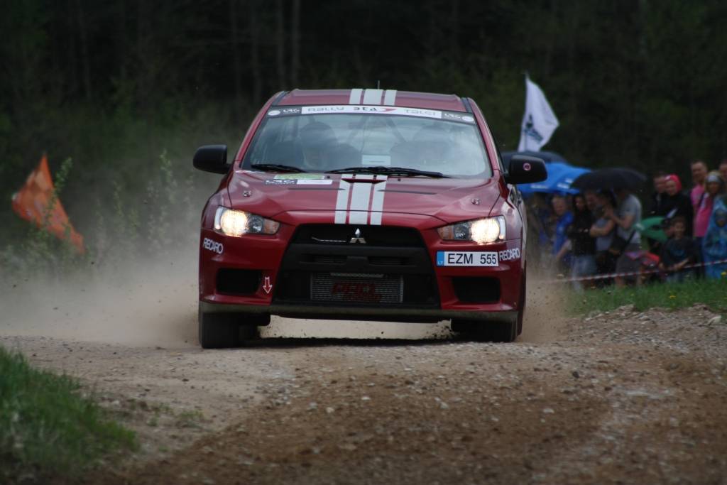 Bildes no Latvijas autorallija čempionāta trešā posma - rallija "BTA Rally Talsi 2010", kas 15. un 16. maijā notika Talsu apkārtnes ceļos.