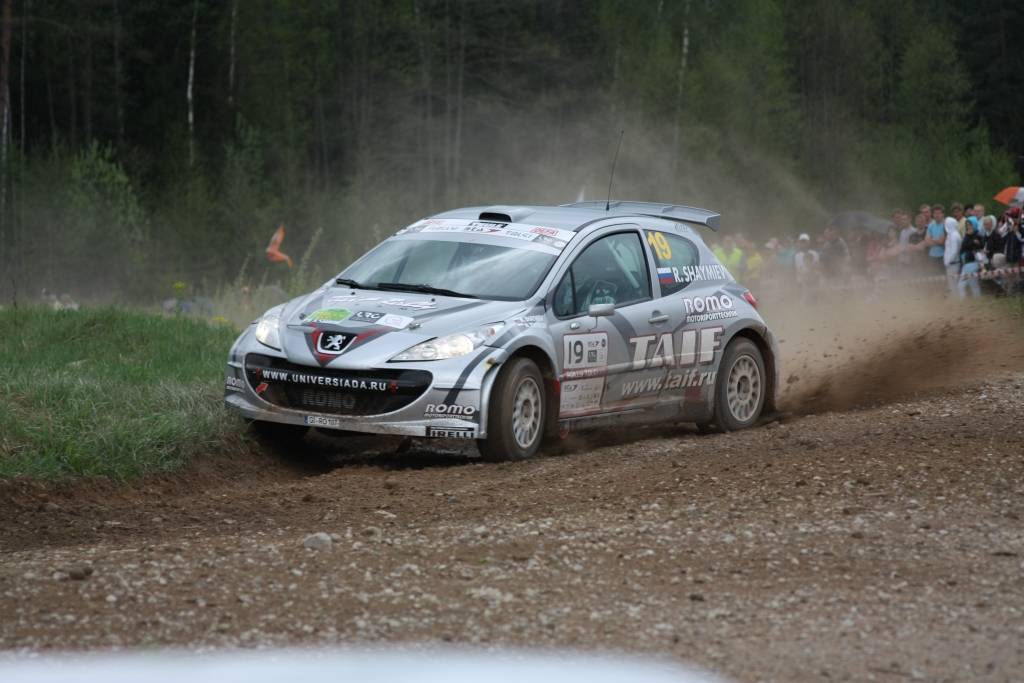 Bildes no Latvijas autorallija čempionāta trešā posma - rallija "BTA Rally Talsi 2010", kas 15. un 16. maijā notika Talsu apkārtnes ceļos.