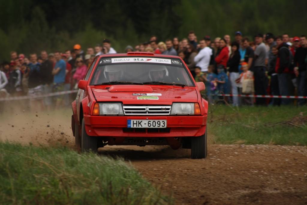 Bildes no Latvijas autorallija čempionāta trešā posma - rallija "BTA Rally Talsi 2010", kas 15. un 16. maijā notika Talsu apkārtnes ceļos.
