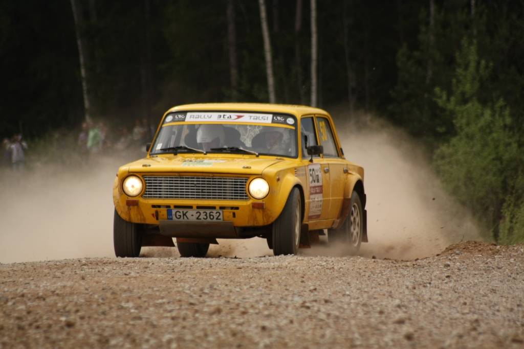 Bildes no Latvijas autorallija čempionāta trešā posma - rallija "BTA Rally Talsi 2010", kas 15. un 16. maijā notika Talsu apkārtnes ceļos.