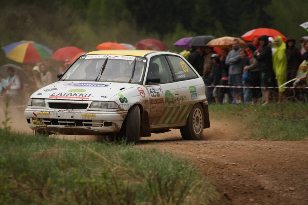 Bildes no Latvijas autorallija čempionāta trešā posma - rallija "BTA Rally Talsi 2010", kas 15. un 16. maijā notika Talsu apkārtnes ceļos.