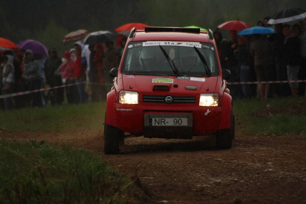 Bildes no Latvijas autorallija čempionāta trešā posma - rallija "BTA Rally Talsi 2010", kas 15. un 16. maijā notika Talsu apkārtnes ceļos.