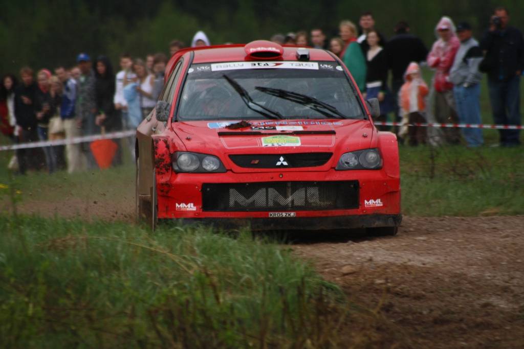 Bildes no Latvijas autorallija čempionāta trešā posma - rallija "BTA Rally Talsi 2010", kas 15. un 16. maijā notika Talsu apkārtnes ceļos.