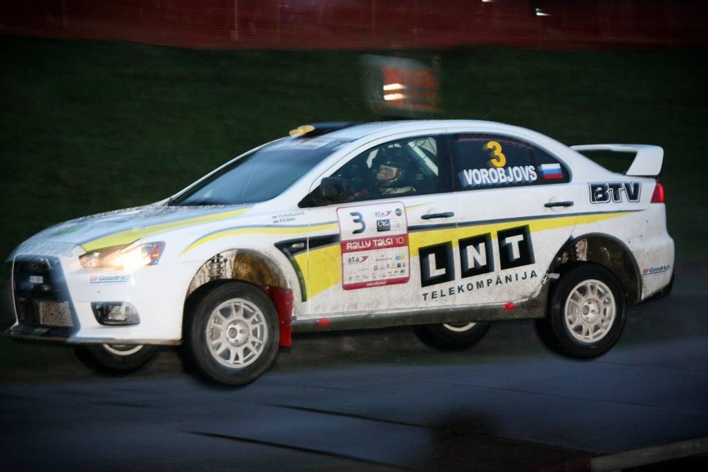 Bildes no Latvijas autorallija čempionāta trešā posma - rallija "BTA Rally Talsi 2010", kas 15. un 16. maijā notika Talsu apkārtnes ceļos.