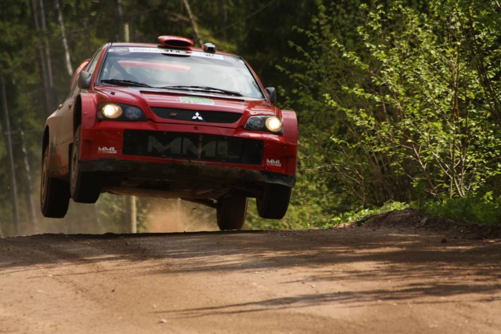 Bildes no Latvijas autorallija čempionāta trešā posma - rallija "BTA Rally Talsi 2010", kas 15. un 16. maijā notika Talsu apkārtnes ceļos.