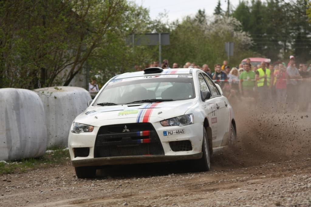 Bildes no Latvijas autorallija čempionāta trešā posma - rallija "BTA Rally Talsi 2010", kas 15. un 16. maijā notika Talsu apkārtnes ceļos.