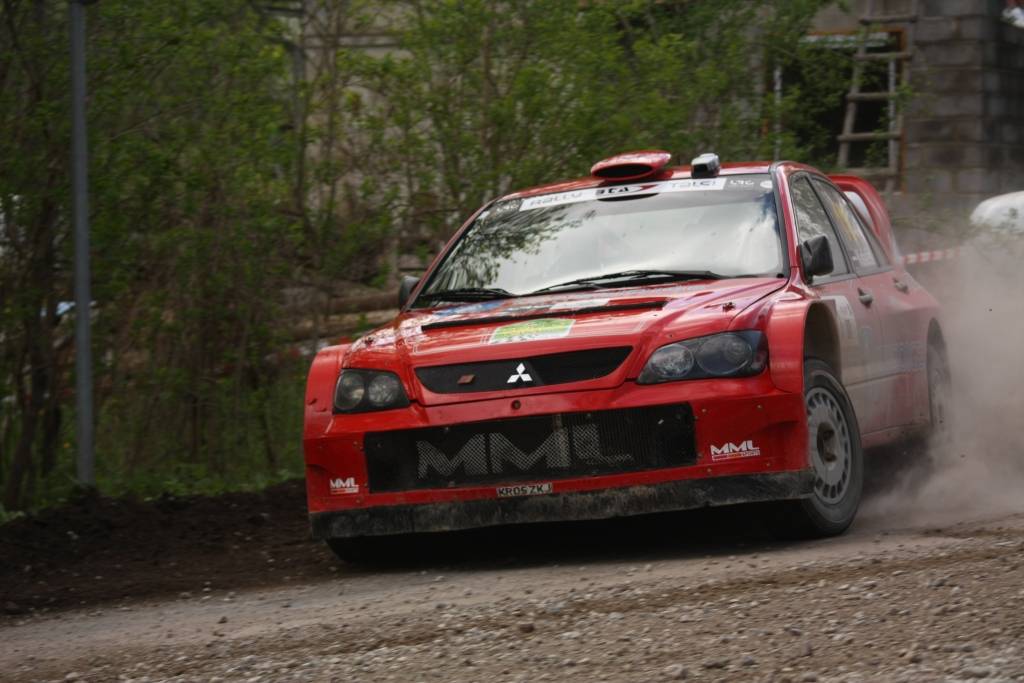 Bildes no Latvijas autorallija čempionāta trešā posma - rallija "BTA Rally Talsi 2010", kas 15. un 16. maijā notika Talsu apkārtnes ceļos.
