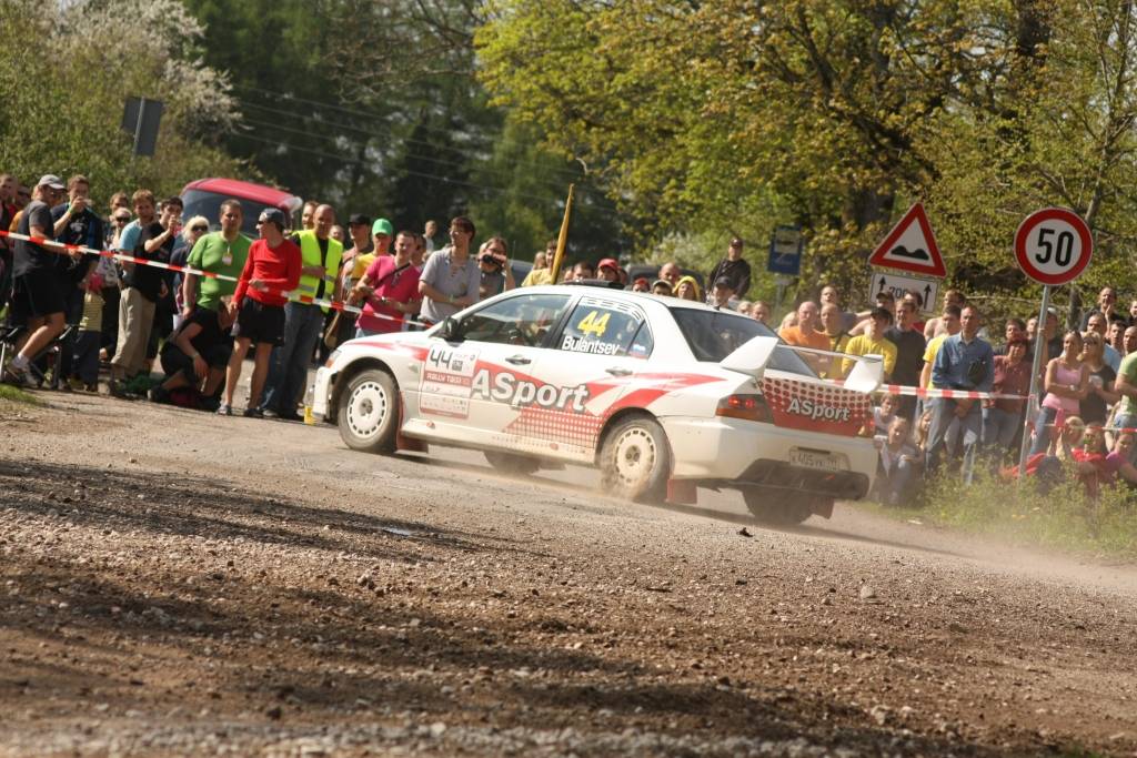 Bildes no Latvijas autorallija čempionāta trešā posma - rallija "BTA Rally Talsi 2010", kas 15. un 16. maijā notika Talsu apkārtnes ceļos.