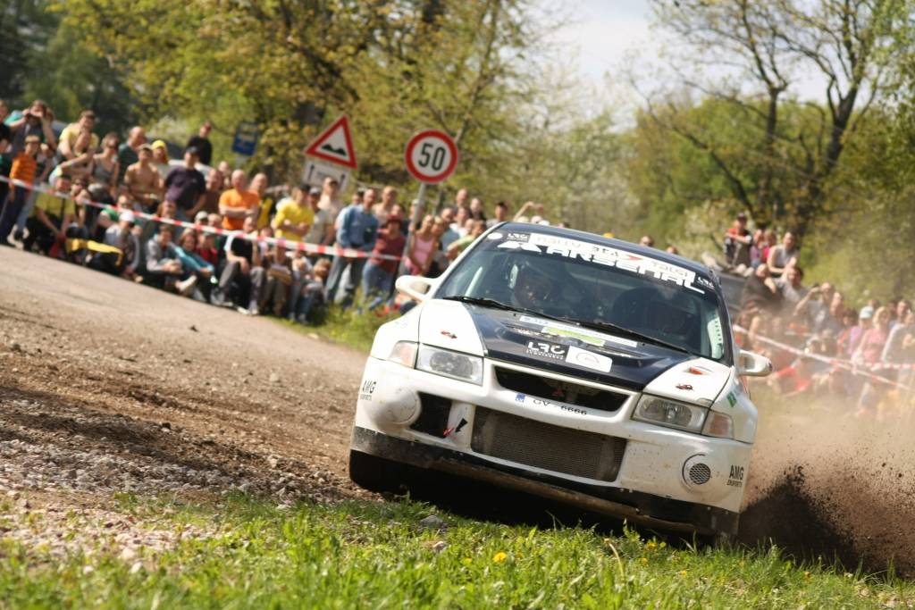 Bildes no Latvijas autorallija čempionāta trešā posma - rallija "BTA Rally Talsi 2010", kas 15. un 16. maijā notika Talsu apkārtnes ceļos.