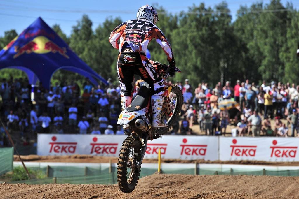 Ķegumā, "Zelta Zirgs" trasē, 26. un 27. jūnijā norisinājās Baltijā vērienīgākās motokrosa sacensības – "MX1" un" MX2" Pasaules čempionāta Latvijas GP. Kā Latvijas GP uzvarētāji tika godināti Klements Dezāls un Džefrijs Herlings, kuri katrs...
Autors: Uldis Dobelis