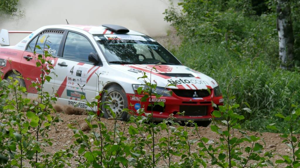 Rallijs "Teng Tools Rally Madona 2010”, kas norisinājās 5. un 6. jūnijā Madonā un bija Latvijas autorallija un rallijsprinta čempionāta ceturtais posms.