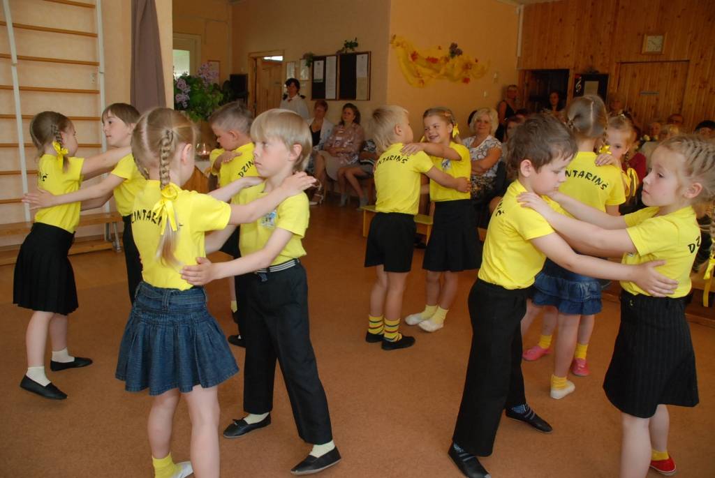 Piektdien, 4. jūnijā, 30 gadu jubileju svinēja Liepājas bērnudārzs "Dzintariņš".