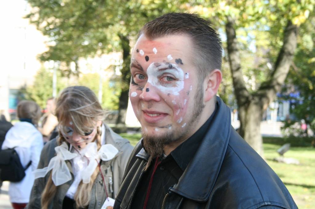 Liepājas universitātē šodien notiek 1. kursa iesvētības jeb fukšu balle. Studentu padome un 2. kursa studenti organizē jauniņajiem dažādus atraktīvus pārbaudījumus. 