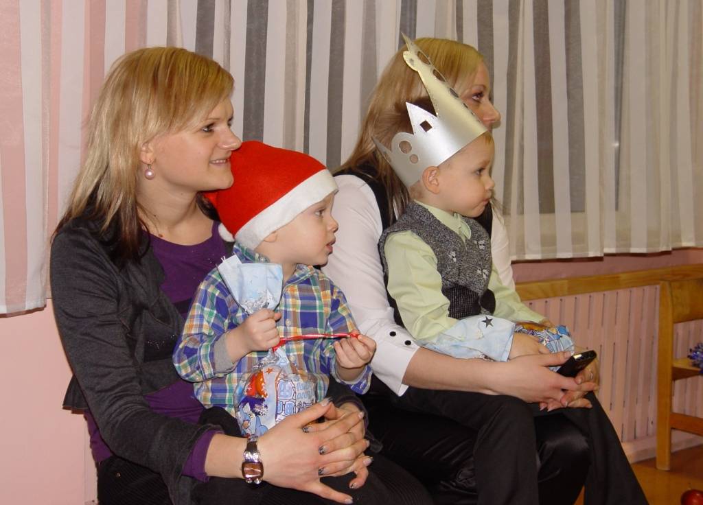Ziemassvētku pasākumi aizvadītajās dienās notika arī Cīravas bērnudārzā "Pīlādzītis".