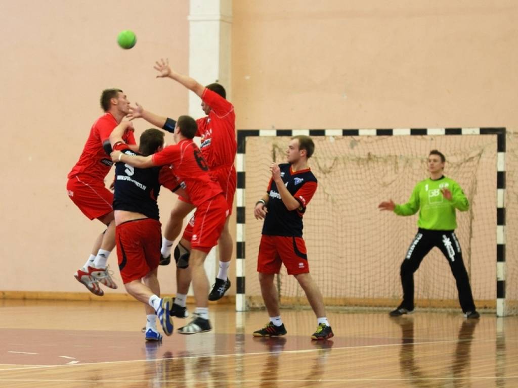 Handbola komanda "Vaiņode" 23. janvārī savā laukumā Latvijas handbola virslīgas čempionāta spēlē ar 31:46 (16:28) zaudēja pašreizējiem čempioniem "LSPA".