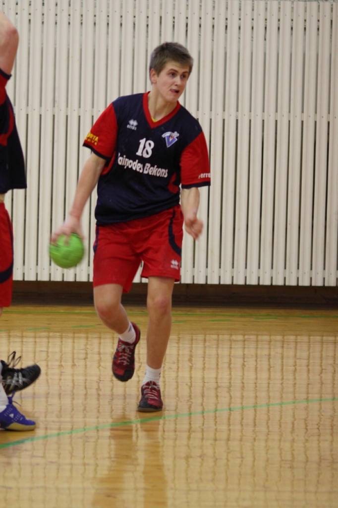 Handbola komanda "Vaiņode" 23. janvārī savā laukumā Latvijas handbola virslīgas čempionāta spēlē ar 31:46 (16:28) zaudēja pašreizējiem čempioniem "LSPA".