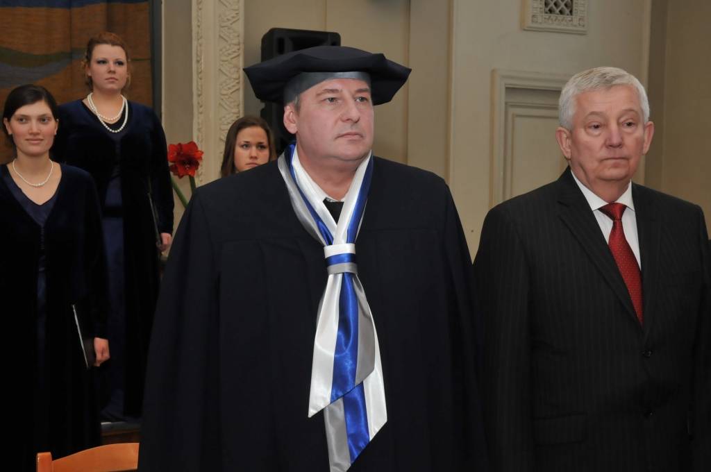 Pirmdien, 14. februārī, Liepājas Universitātē notika jaunā rektora Jāņa Rimšāna inaugurācijas ceremonija.

Autors: ReKurZeme, portāls