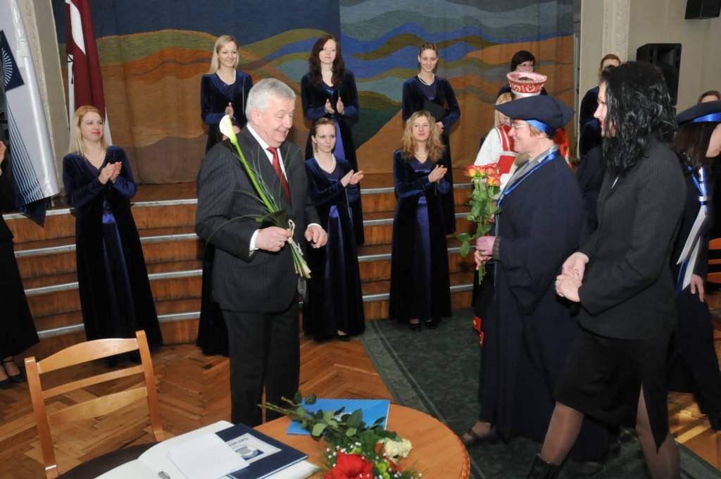Pirmdien, 14. februārī, Liepājas Universitātē notika jaunā rektora Jāņa Rimšāna inaugurācijas ceremonija.

Autors: ReKurZeme, portāls