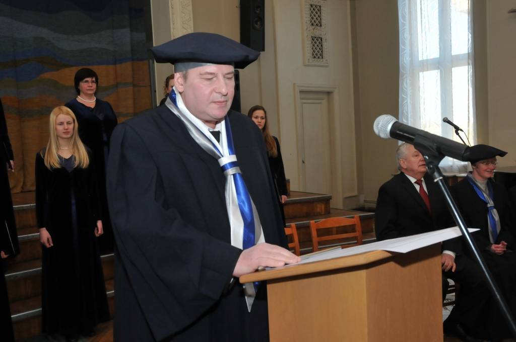 Pirmdien, 14. februārī, Liepājas Universitātē notika jaunā rektora Jāņa Rimšāna inaugurācijas ceremonija.

Autors: ReKurZeme, portāls
