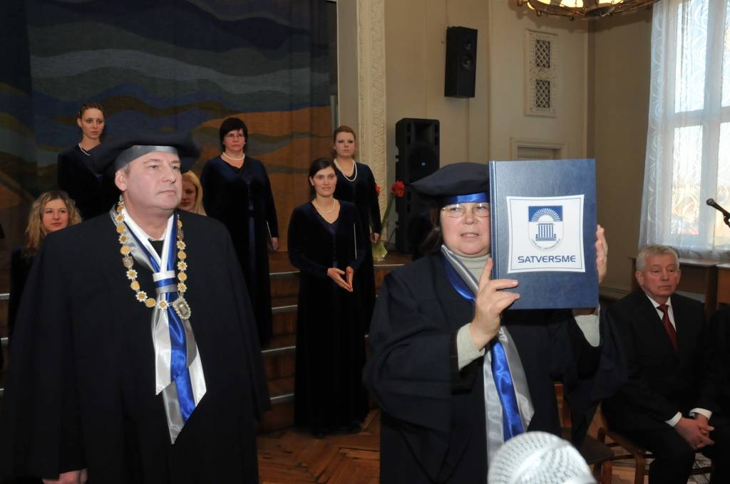 Pirmdien, 14. februārī, Liepājas Universitātē notika jaunā rektora Jāņa Rimšāna inaugurācijas ceremonija.

Autors: ReKurZeme, portāls