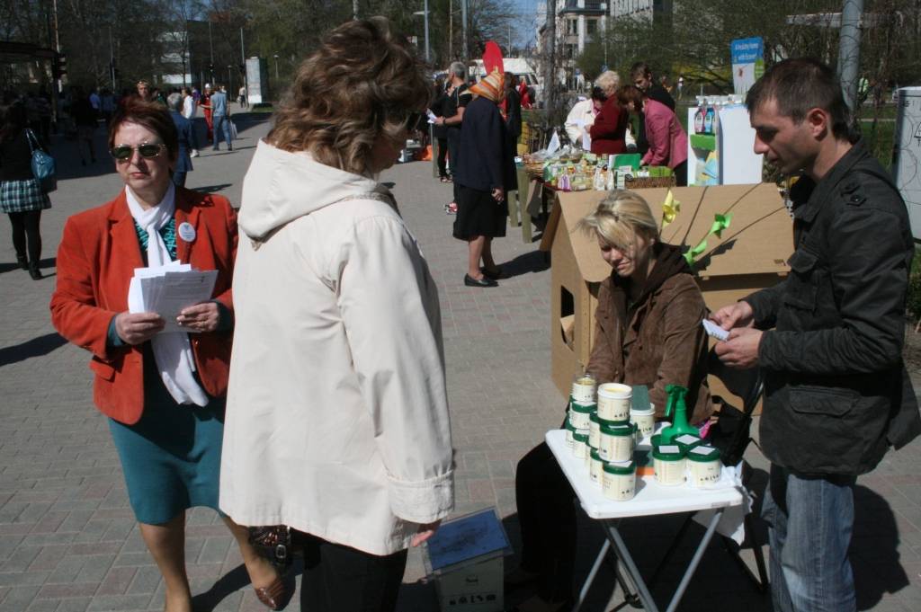 Piektdien, 29. aprīlī, no plkst.12 līdz 16 pie tirdzniecības nama „Kurzeme” Liepājā notiek informatīvs pasākums un „Veselības tirdziņš”, kura laikā ikviens var saņemt informāciju gan par Veselības nedēļas pasākumiem, gan par iespējām...
Autors: ReKurZeme, portāls