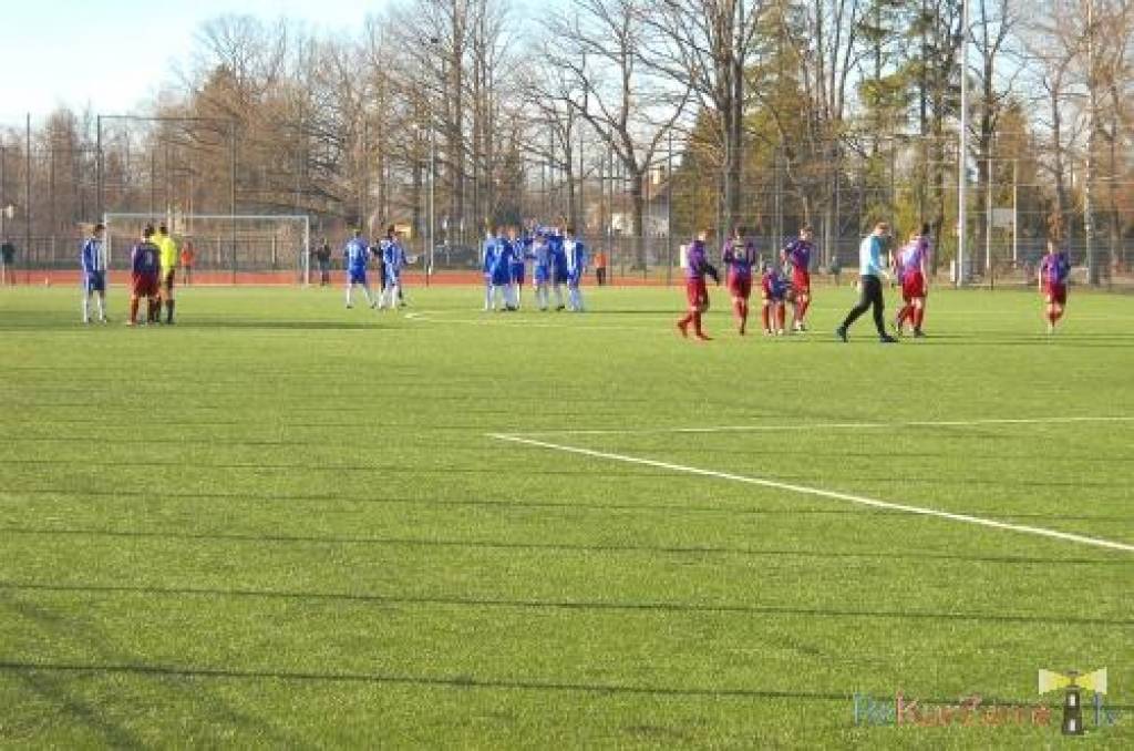 "Liepājas metalurga" futbolisti trešdien, 13. aprīlī, Zemgales Olimpiskajā centrā Jelgavā Latvijas virslīgas futbola čempionāta trešās kārtas spēlē ar 3:1 (2:1) uzvarēja futbola klubu "Jelgava".
Piedāvājam fotoreportāžu.
Interesanti, ka...
Autors: ReKurZeme, portāls