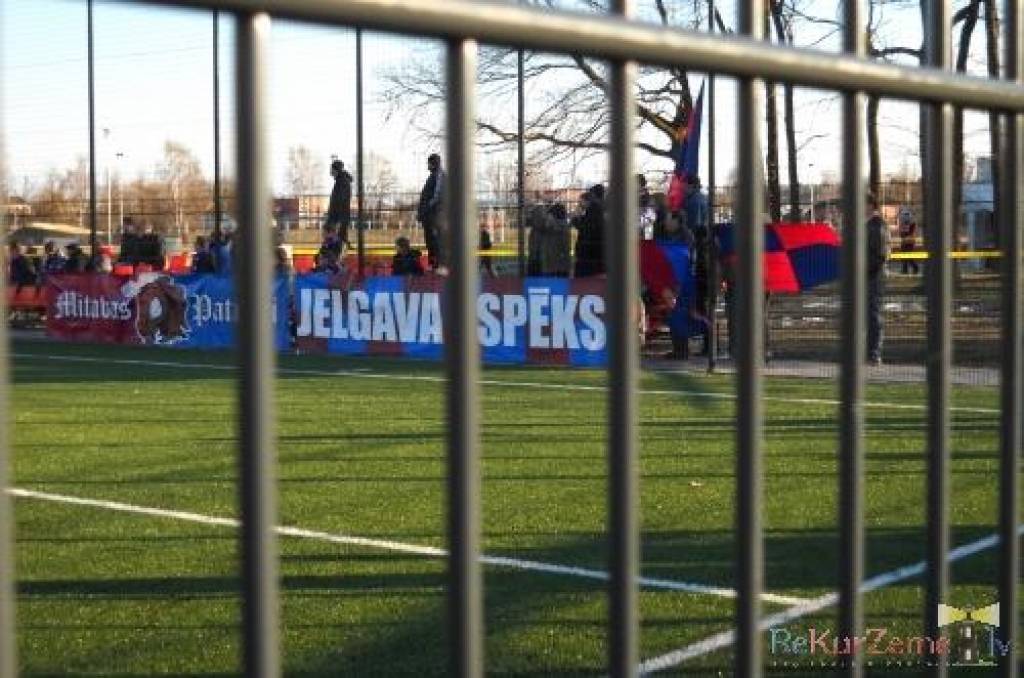 "Liepājas metalurga" futbolisti trešdien, 13. aprīlī, Zemgales Olimpiskajā centrā Jelgavā Latvijas virslīgas futbola čempionāta trešās kārtas spēlē ar 3:1 (2:1) uzvarēja futbola klubu "Jelgava".
Piedāvājam fotoreportāžu.
Interesanti, ka...
Autors: ReKurZeme, portāls