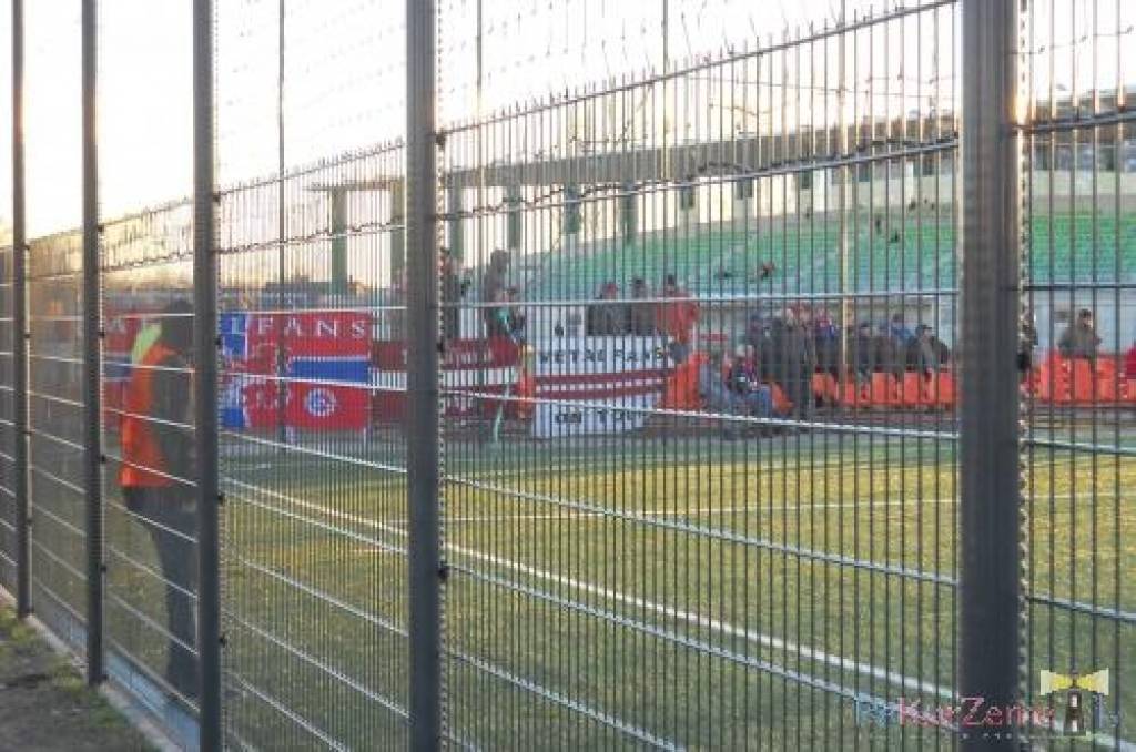 "Liepājas metalurga" futbolisti trešdien, 13. aprīlī, Zemgales Olimpiskajā centrā Jelgavā Latvijas virslīgas futbola čempionāta trešās kārtas spēlē ar 3:1 (2:1) uzvarēja futbola klubu "Jelgava".
Piedāvājam fotoreportāžu.
Interesanti, ka...
Autors: ReKurZeme, portāls