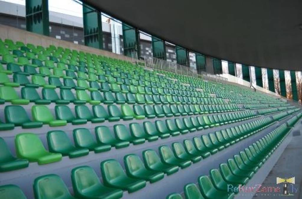 "Liepājas metalurga" futbolisti trešdien, 13. aprīlī, Zemgales Olimpiskajā centrā Jelgavā Latvijas virslīgas futbola čempionāta trešās kārtas spēlē ar 3:1 (2:1) uzvarēja futbola klubu "Jelgava".
Piedāvājam fotoreportāžu.
Interesanti, ka...
Autors: ReKurZeme, portāls