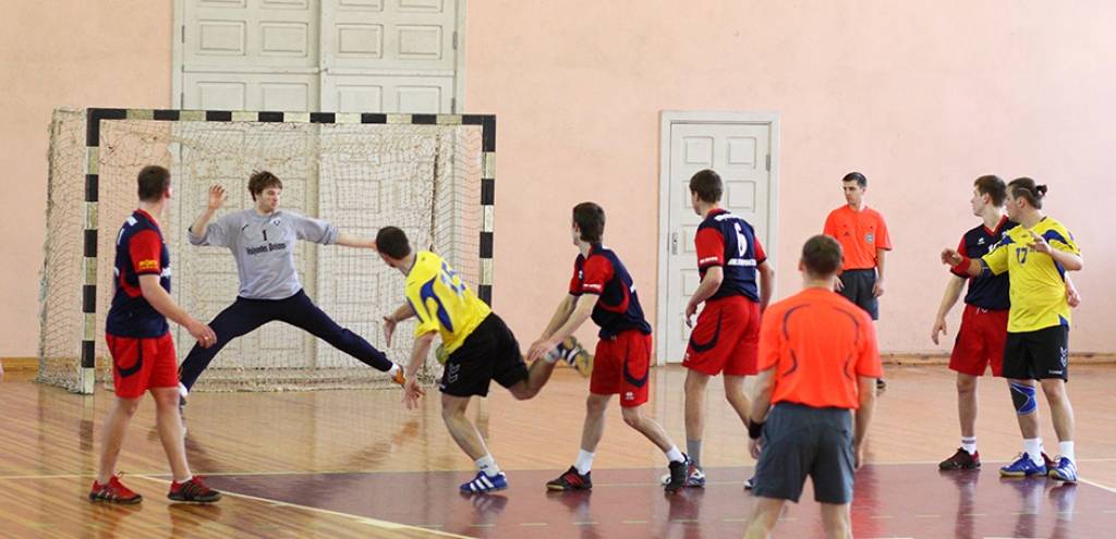 "Vaiņodes" handbolisti Latvijas kausa izcīņas ceturtdaļfināla pirmajā spēlē savā laukumā ar 27:26 uzvarēja "RTU".