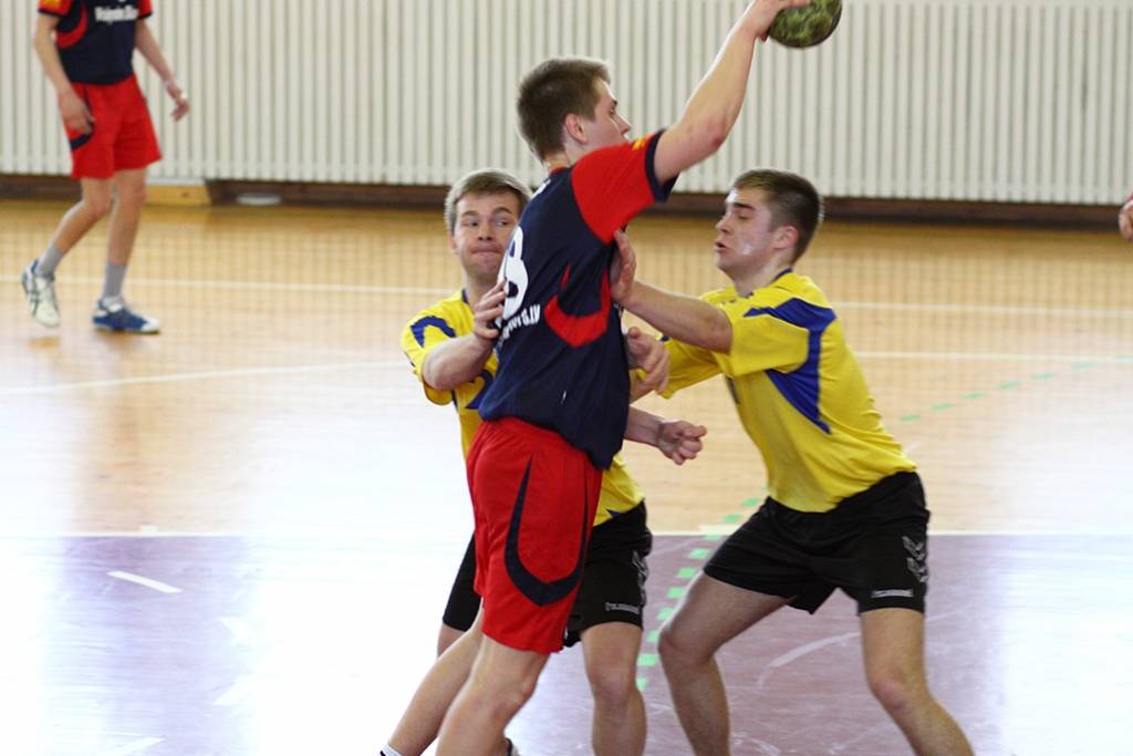 "Vaiņodes" handbolisti Latvijas kausa izcīņas ceturtdaļfināla pirmajā spēlē savā laukumā ar 27:26 uzvarēja "RTU".