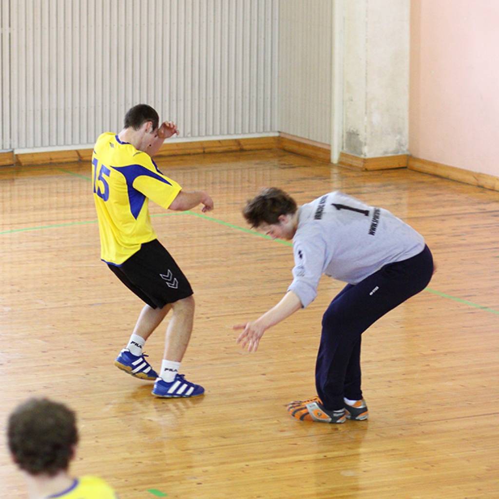 "Vaiņodes" handbolisti Latvijas kausa izcīņas ceturtdaļfināla pirmajā spēlē savā laukumā ar 27:26 uzvarēja "RTU".