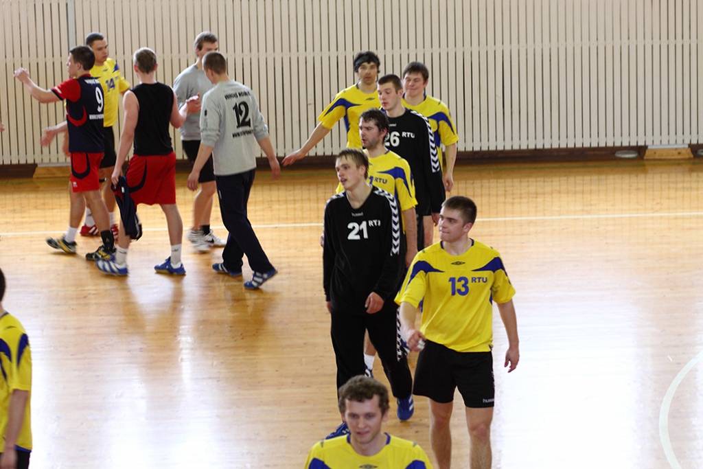 "Vaiņodes" handbolisti Latvijas kausa izcīņas ceturtdaļfināla pirmajā spēlē savā laukumā ar 27:26 uzvarēja "RTU".