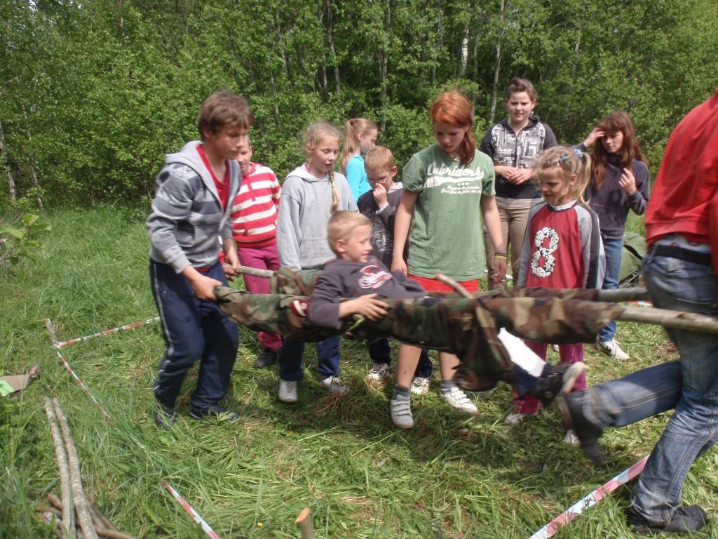 26. un 27.maijā Kalētos notika Tūrisma dienas, kurās piedalījās visi pamatskolas 1.-9.klases skolēni. Pasākumu atbalstīja pašvaldība, sadarbojoties ar Zemessardzes 44. kājnieku bataljonu. Skolēni kājām devās uz plānoto apmetnes vietu, kur...
Autors: Ilze Vainovska