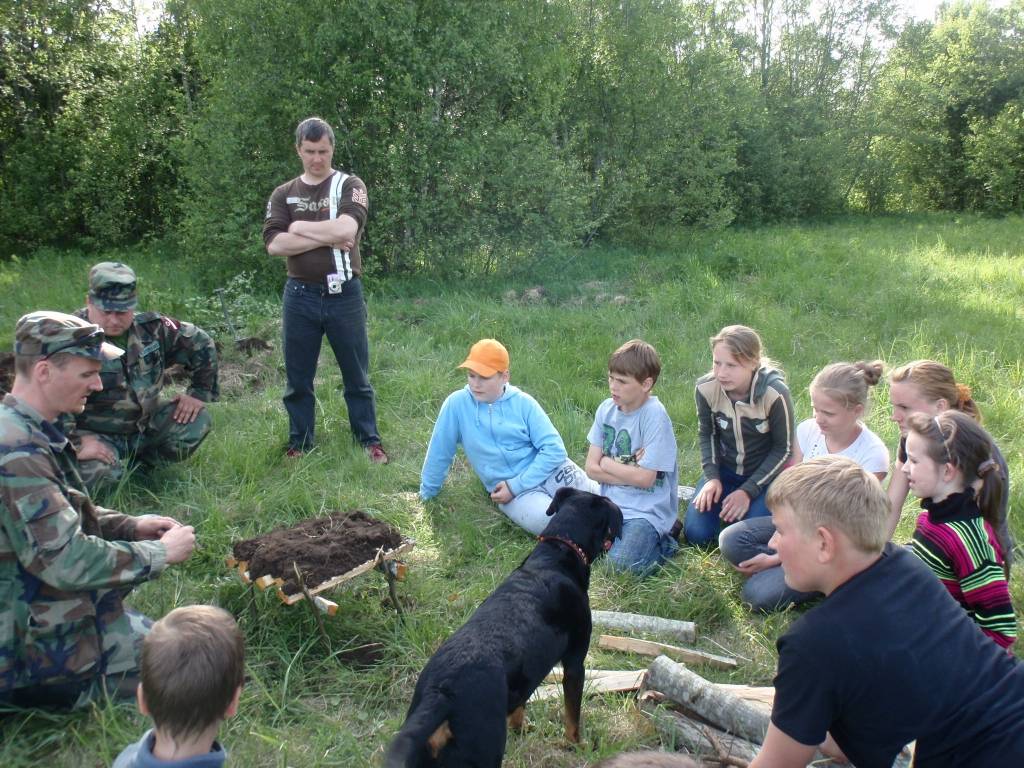 26. un 27.maijā Kalētos notika Tūrisma dienas, kurās piedalījās visi pamatskolas 1.-9.klases skolēni. Pasākumu atbalstīja pašvaldība, sadarbojoties ar Zemessardzes 44. kājnieku bataljonu. Skolēni kājām devās uz plānoto apmetnes vietu, kur...
Autors: Ilze Vainovska