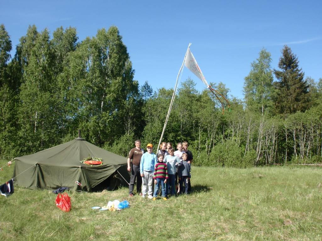 26. un 27.maijā Kalētos notika Tūrisma dienas, kurās piedalījās visi pamatskolas 1.-9.klases skolēni. Pasākumu atbalstīja pašvaldība, sadarbojoties ar Zemessardzes 44. kājnieku bataljonu. Skolēni kājām devās uz plānoto apmetnes vietu, kur...
Autors: Ilze Vainovska