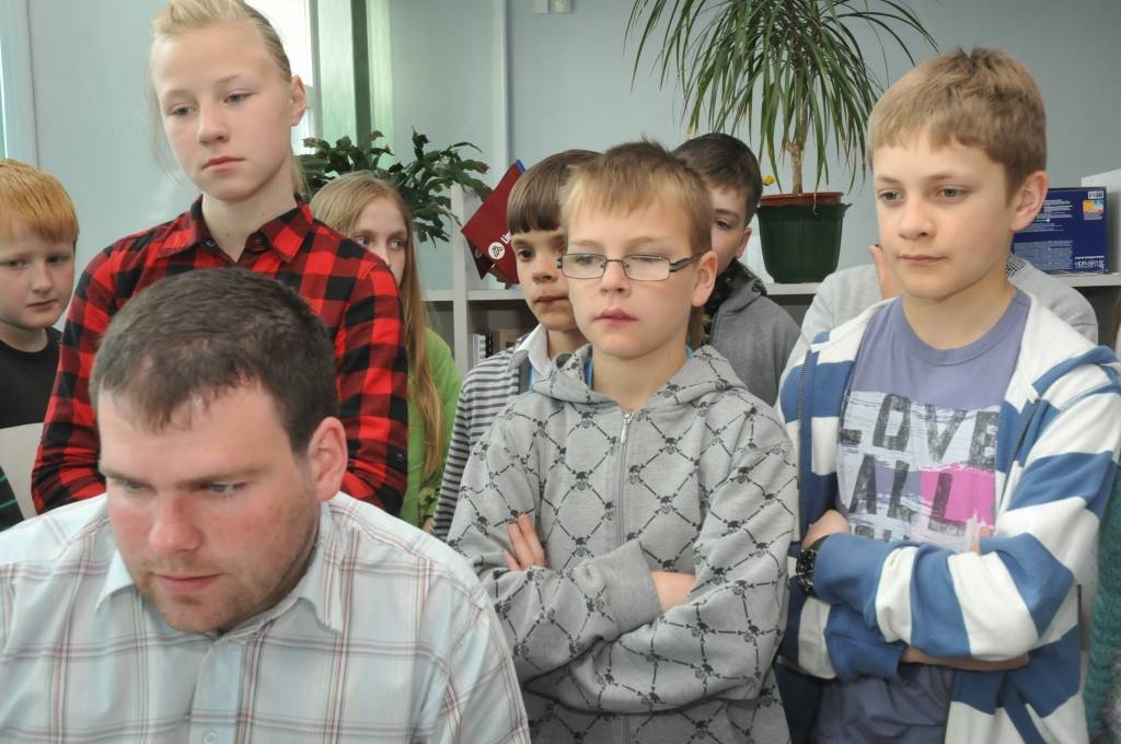 Šodien, 30. maijā, "Kursas Laika" redakcijā viesojās Liepājas Katoļu pamatskolas 4. klases skolēni.
Autors: Uldis Dobelis