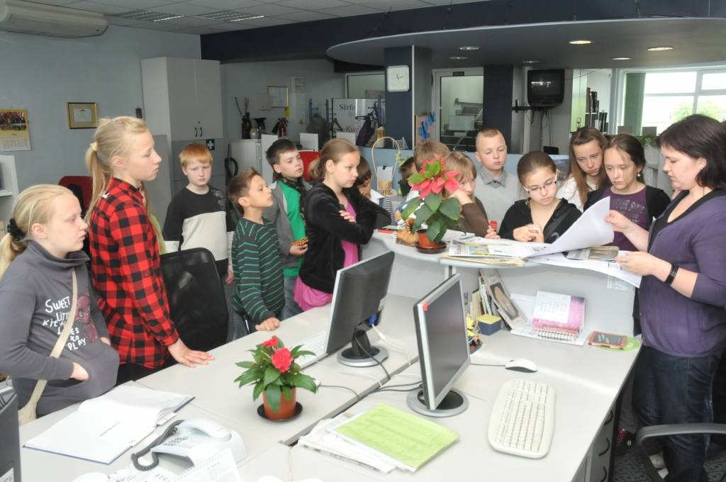 Šodien, 30. maijā, "Kursas Laika" redakcijā viesojās Liepājas Katoļu pamatskolas 4. klases skolēni.
Autors: Uldis Dobelis