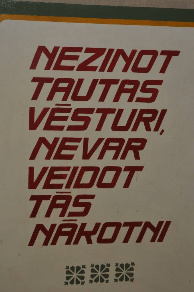 Piektdien, 20. maijā, Purmsātu speciālajā pamatskolā notiks 50. gadadienas svētku pasākumi - gan svinīgs brīdis, gan neformālāka klasesbiedru un kolēģu tikšanās, kā arī balle.
Apmeklētāju pieplūdumam gatavojas arī Purmsātu senlietu...
Autors: Ilze Vainovska