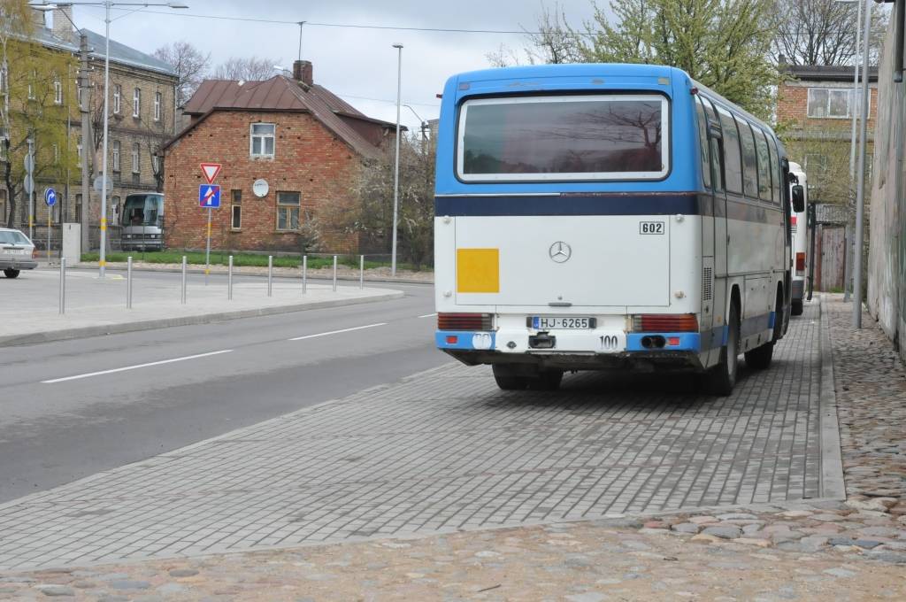 Uzņēmums "Ceļu, tiltu būvnieks", kas veic rekonstrukciju Liepājas stacijas laukumā, ir iesniedzis pašvaldībā darbu pabeigšanu apliecinošus dokumentus.
Tomēr objekta nodošana ekspluatācijā paredzēta nākamās nedēļas beigās, portālam...
Autors: ReKurZeme, portāls