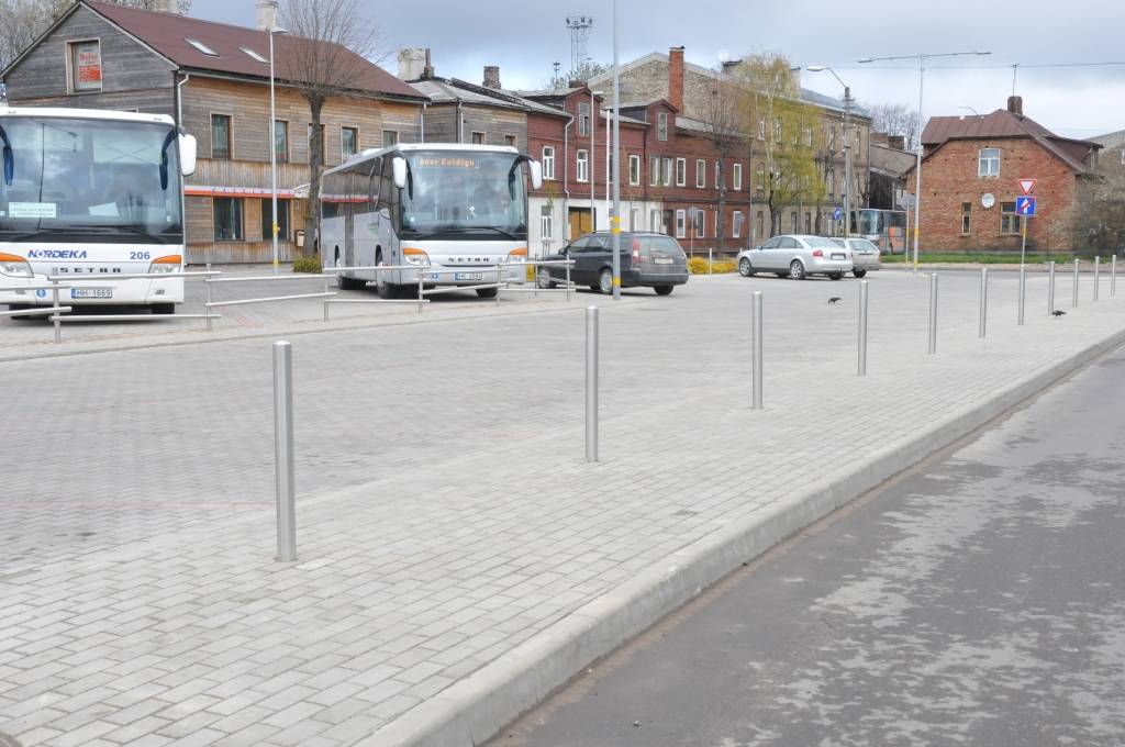 Uzņēmums "Ceļu, tiltu būvnieks", kas veic rekonstrukciju Liepājas stacijas laukumā, ir iesniedzis pašvaldībā darbu pabeigšanu apliecinošus dokumentus.
Tomēr objekta nodošana ekspluatācijā paredzēta nākamās nedēļas beigās, portālam...
Autors: ReKurZeme, portāls