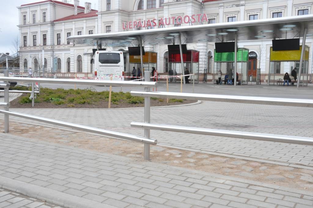 Uzņēmums "Ceļu, tiltu būvnieks", kas veic rekonstrukciju Liepājas stacijas laukumā, ir iesniedzis pašvaldībā darbu pabeigšanu apliecinošus dokumentus.
Tomēr objekta nodošana ekspluatācijā paredzēta nākamās nedēļas beigās, portālam...
Autors: ReKurZeme, portāls