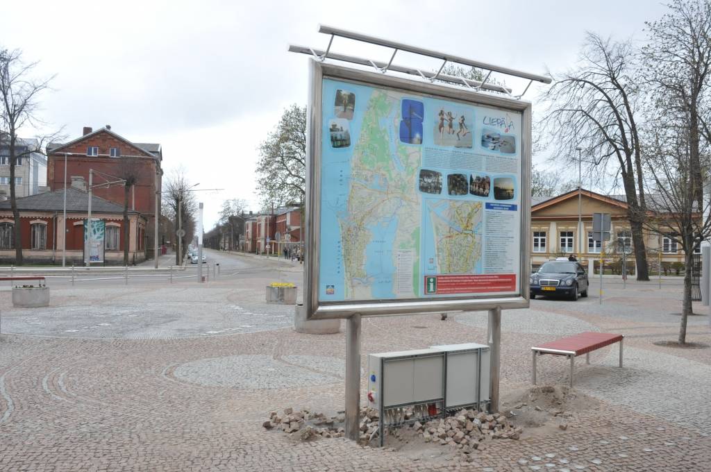 Uzņēmums "Ceļu, tiltu būvnieks", kas veic rekonstrukciju Liepājas stacijas laukumā, ir iesniedzis pašvaldībā darbu pabeigšanu apliecinošus dokumentus.
Tomēr objekta nodošana ekspluatācijā paredzēta nākamās nedēļas beigās, portālam...
Autors: ReKurZeme, portāls