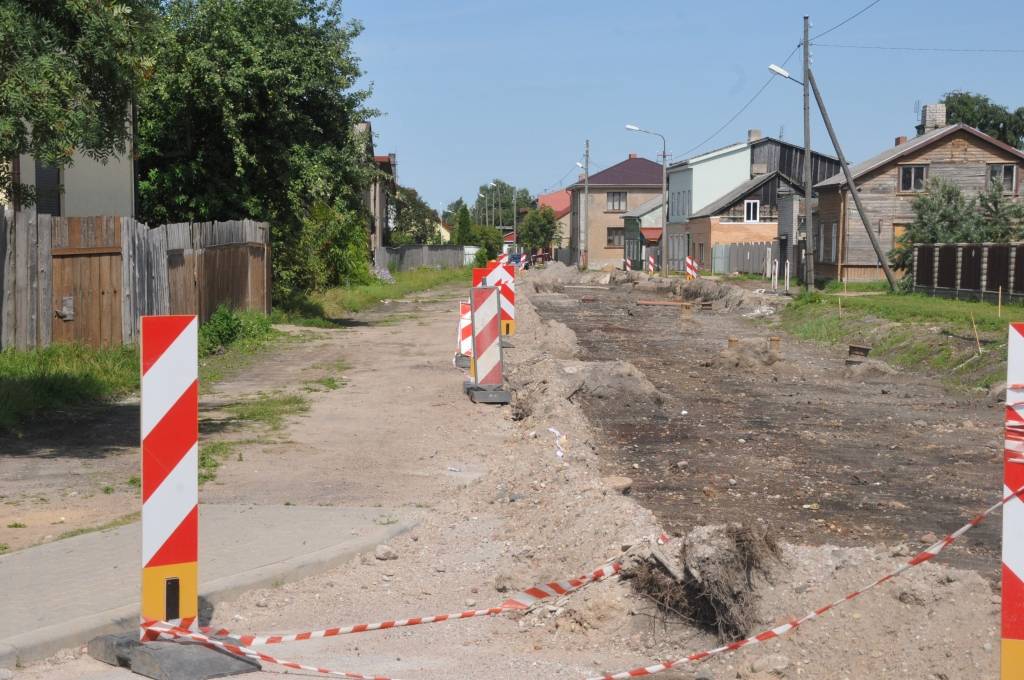 Turpinās vērienīgi rekonstrukcijas un pārbūves darbi Zirņu ielā.
Autors: ReKurZeme, portāls