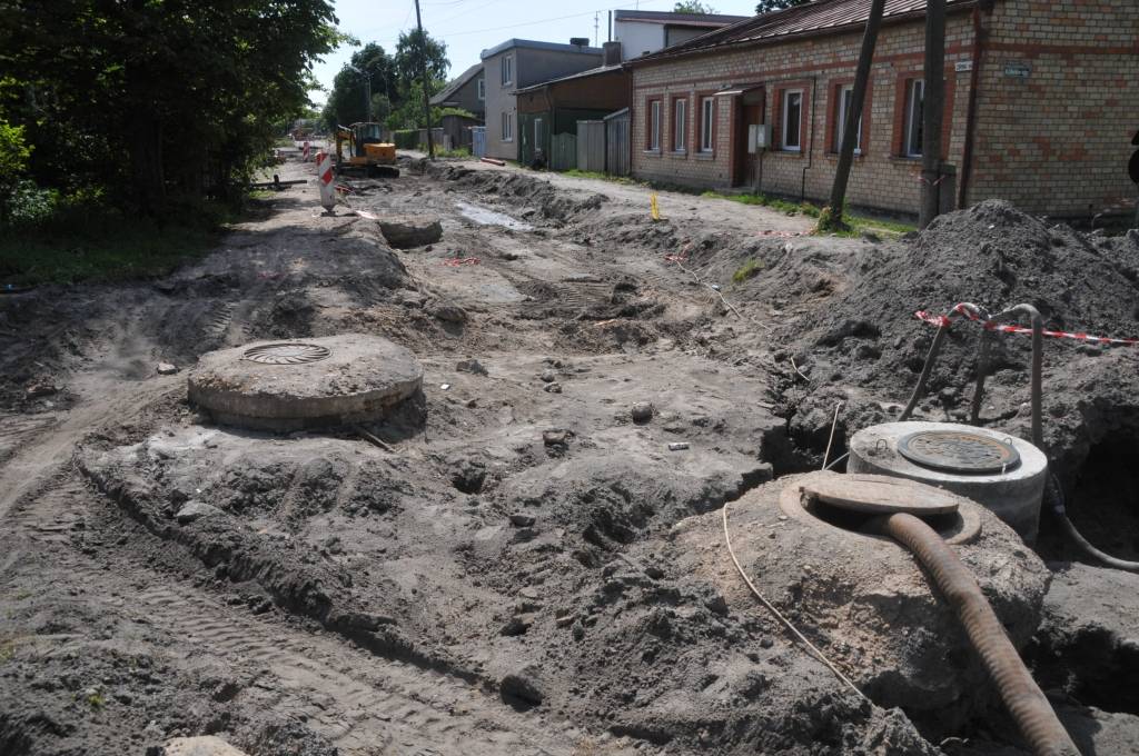 Turpinās vērienīgi rekonstrukcijas un pārbūves darbi Zirņu ielā.
Autors: ReKurZeme, portāls