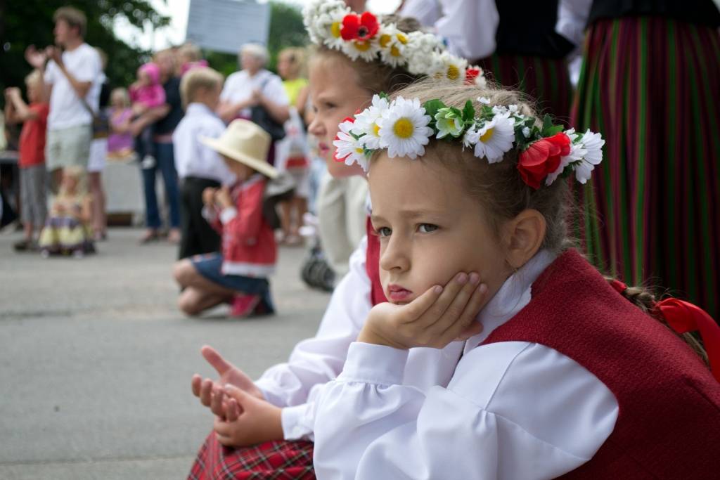 Sestdien, 9. jūlijā, ar dažādām aktivitātēm notika Durbes pilsētas svētki.
Autors: ReKurZeme, portāls