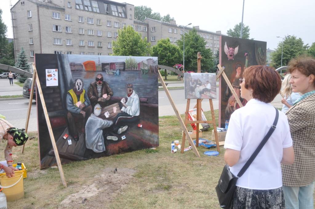 16. starptautiskais glezniecības plenērs "Pilsēta un jūra"  Liepājā.
Autors: ReKurZeme, portāls