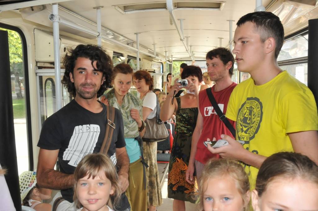 Ceturtdien liepājniekus atkal priecēja aktivitātes "Kultūras tramvajā".
Autors: ReKurZeme, portāls