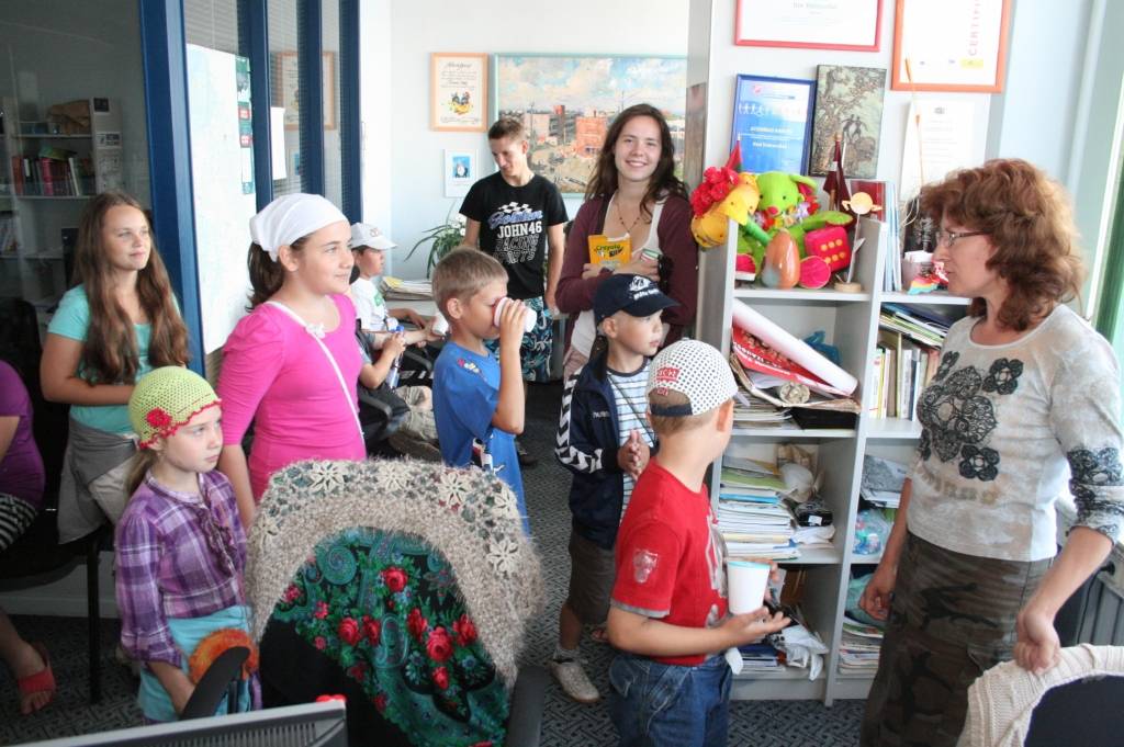 Šodien, 5. jūlijā, "Kursas Laika" redakcijā viesojās Liepājas bērnu un jauniešu biedrība "Liepājas jaunie vanagi".
Autors: Uldis Dobelis