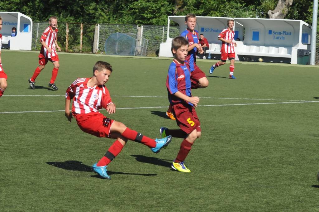 Liepājas stadiona "Daugava" rezerves laukumā savu pretinieku pārliecinoši apspēlē "Liepājas metalurga" jaunie futbolisti.
Autors: Uldis Dobelis